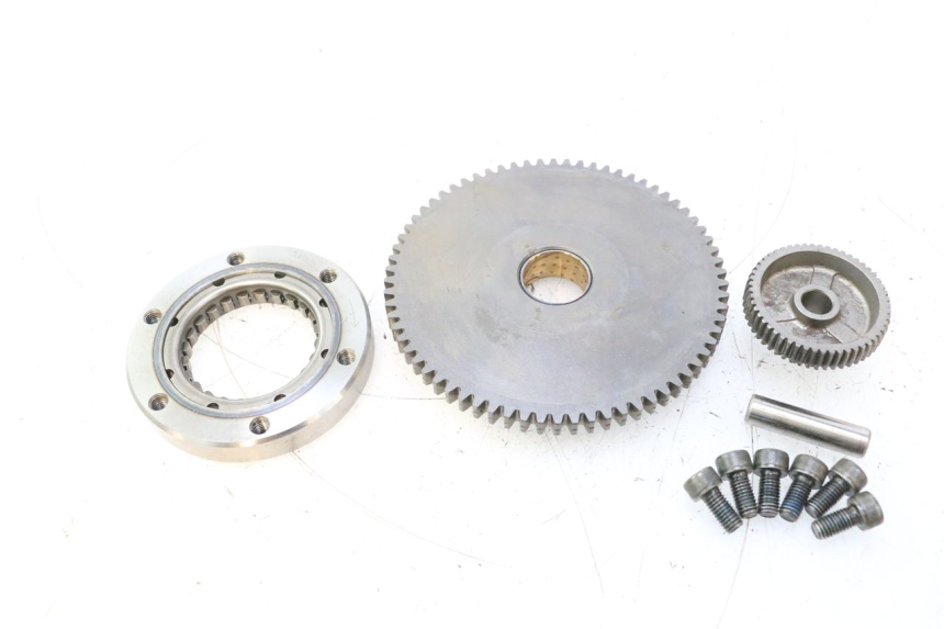 photo de ROUE LIBRE DEMARREUR SUZUKI SV S 650 (2003 - 2009) - Gros plan technique