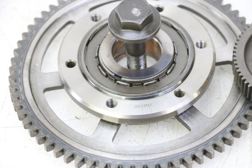 photo de ROUE LIBRE DEMARREUR YAMAHA TDM ABS 900 (2002 - 2014) - Autre angle de vue