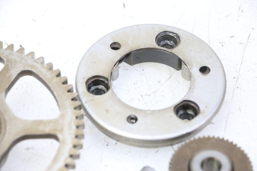 photo de ROUE LIBRE DEMARREUR YAMAHA X-MAX XMAX 125 (2010 - 2013) - Autre angle de vue