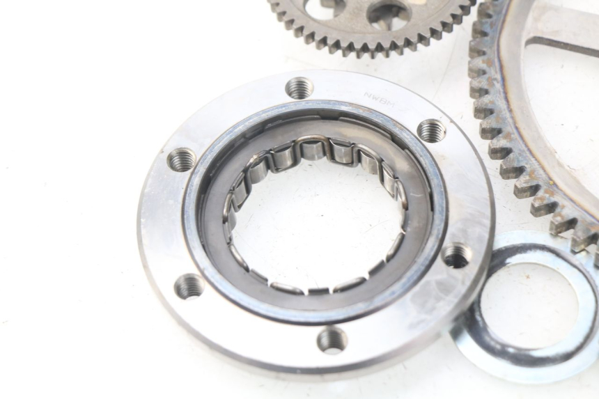 photo de ROUE LIBRE DEMARREUR YAMAHA XP T-MAX TMAX ABS 500 (2004 - 2007) - Gros plan technique