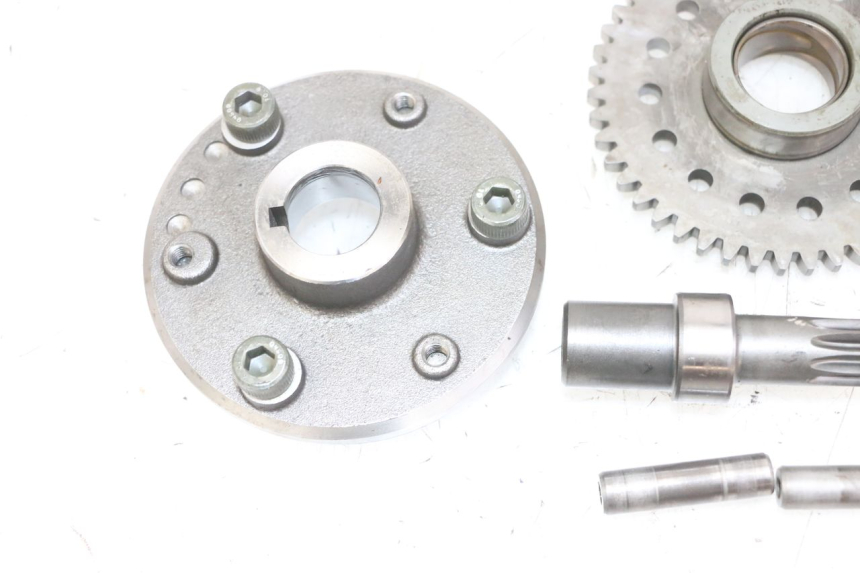 photo de ROUE LIBRE DEMARREUR YAMAHA FZS FAZER 600 (2001 - 2003) - Vue d’ensemble