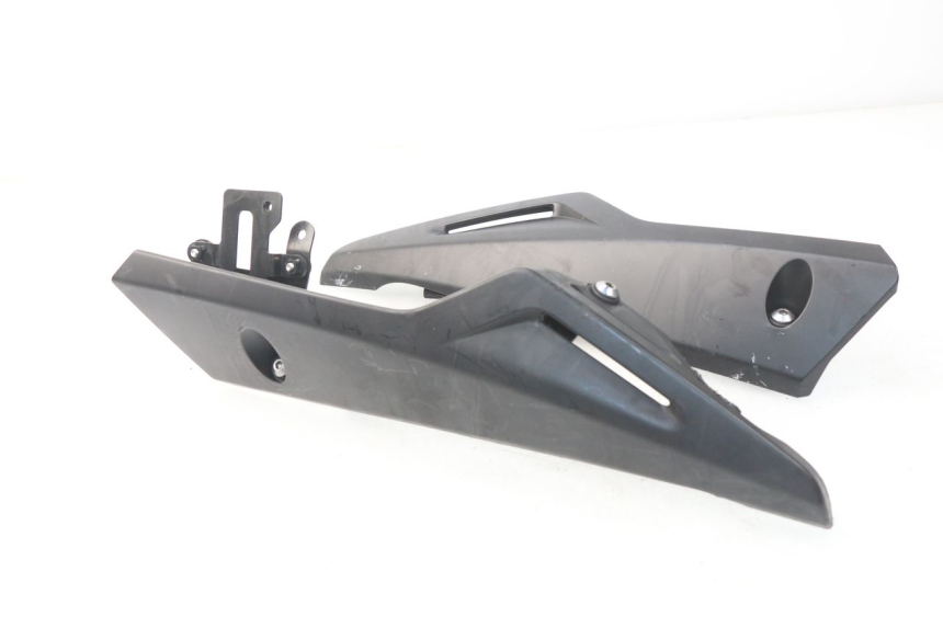 photo de SABOT MOTEUR YAMAHA FZ8 800 (2010 - 2016) - Autre angle de vue