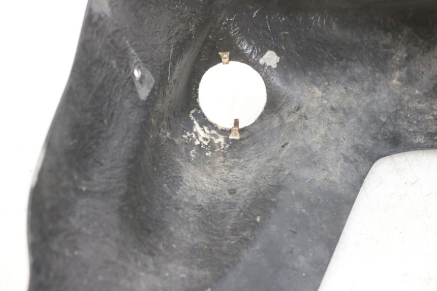 photo de SABOT MOTEUR SUZUKI GSF N BANDIT 600 (1996 - 1999) - Gros plan technique