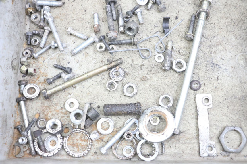 photo de SAC VISSERIE VIS PEUGEOT 103 VOGUE VS2 50 (2004 - 2017) - Zoom état d’usage