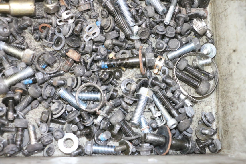 photo de SAC VISSERIE VIS QUADRO 4 4D 350 (2015 - 2018) - Gros plan technique