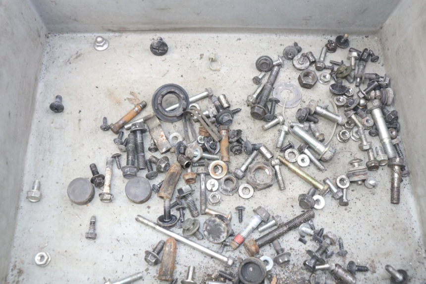 photo de SAC VISSERIE VIS KYMCO AGILITY 4T 50 (2018 - 2022) - Détail de la pièce