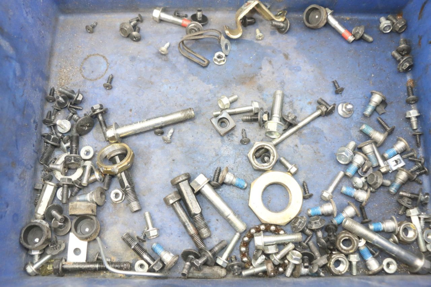 photo de SAC VISSERIE VIS KYMCO AGILITY 4T 50 (2018 - 2022) - Détail de la pièce