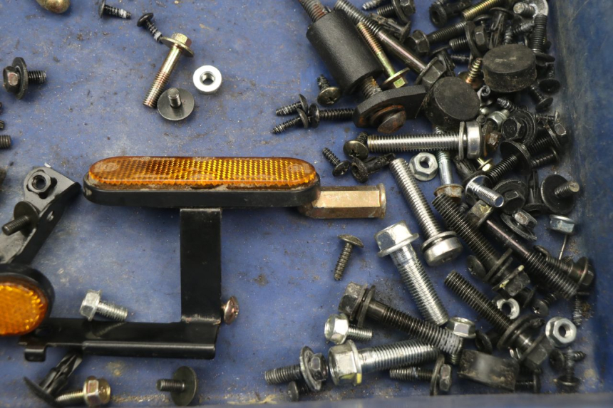 photo de SAC VISSERIE VIS KYMCO AGILITY CITY 16P 125 (2015 - 2021) - Autre angle de vue