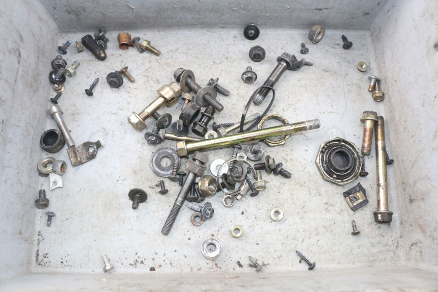 photo de SAC VISSERIE VIS KYMCO AGILITY FR 2T 50 (2012 - 2017) - Vue principale