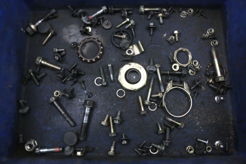 photo de SAC VISSERIE VIS KYMCO AGILITY FR 2T 50 (2012 - 2017) - Vue principale