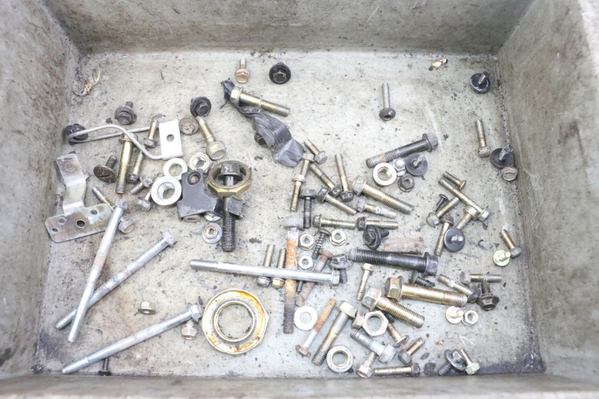 photo de SAC VISSERIE VIS KYMCO AGILITY FR 2T 50 (2012 - 2017) - Vue principale