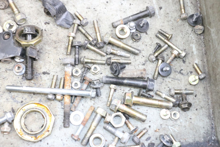 photo de SAC VISSERIE VIS KYMCO AGILITY FR 2T 50 (2012 - 2017) - Détail de la pièce