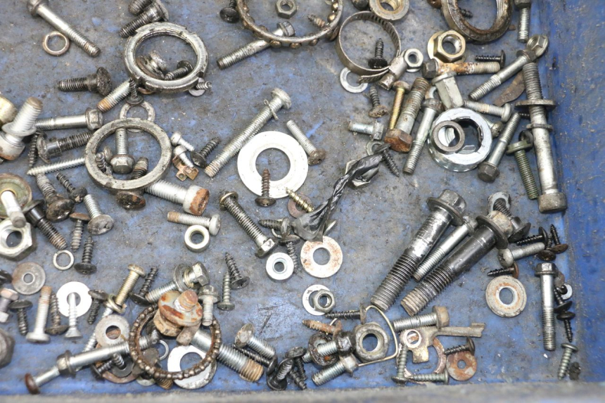 photo de SAC VISSERIE VIS APRILIA SR MOTARD 50 (2012 - 2018) - Zoom état d’usage