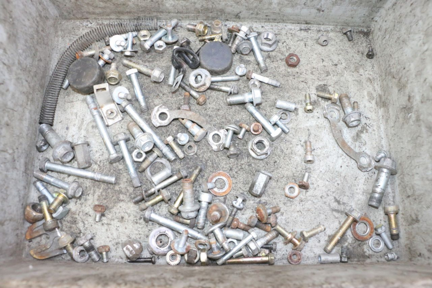 photo de SAC VISSERIE VIS HYOSUNG GV AQUILA 125 (2000 - 2009) - Vue principale