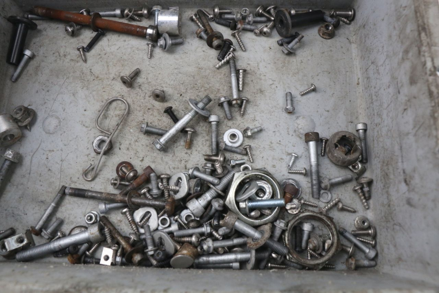 photo de SAC VISSERIE VIS APRILIA ATLANTIC 125 (2003 - 2009) - Détail de la pièce