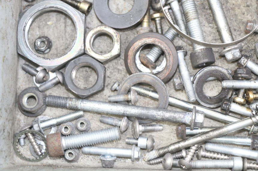 photo de SAC VISSERIE VIS APRILIA ATLANTIC 500 (2002 - 2003) - Détail de la pièce