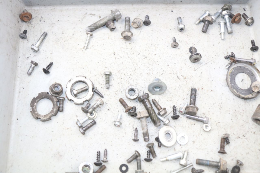 photo de SAC VISSERIE VIS MBK BOOSTER SPIRIT 50 (2004 - 2017) - Détail de la pièce