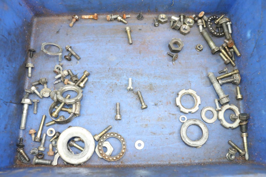 photo de SAC VISSERIE VIS MBK BOOSTER SPIRIT 50 (2004 - 2017) - Détail de la pièce