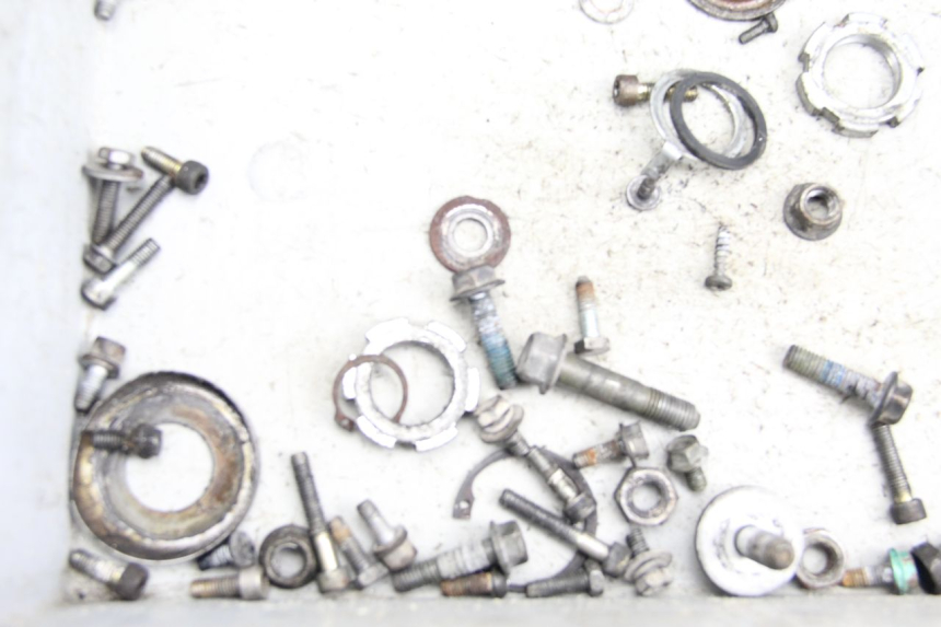 photo de SAC VISSERIE VIS MBK BOOSTER SPIRIT NAKED 50 (2004 - 2017) - Détail de la pièce