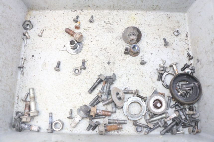 photo de SAC VISSERIE VIS SUZUKI BURGMAN 125 (2007 - 2014) - Vue principale