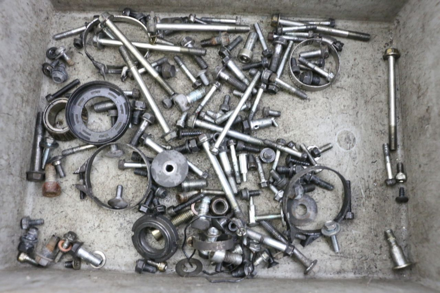 photo de SAC VISSERIE VIS SUZUKI BURGMAN EXECUTIVE ABS 650 (2006 - 2012) - Vue principale