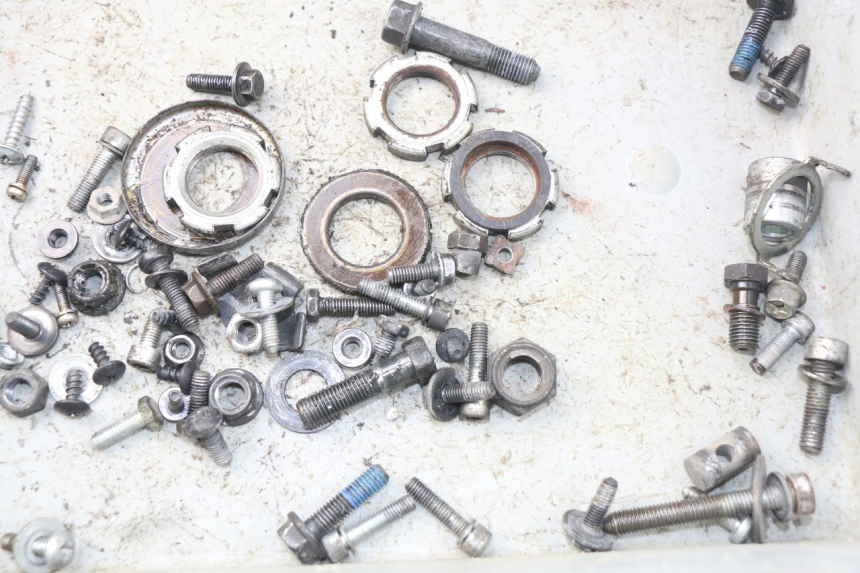 photo de SAC VISSERIE VIS YAMAHA BW'S 50 (2004 - 2017) - Zoom état d’usage