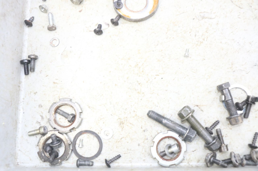 photo de SAC VISSERIE VIS YAMAHA BW'S 50 (2004 - 2017) - Zoom état d’usage