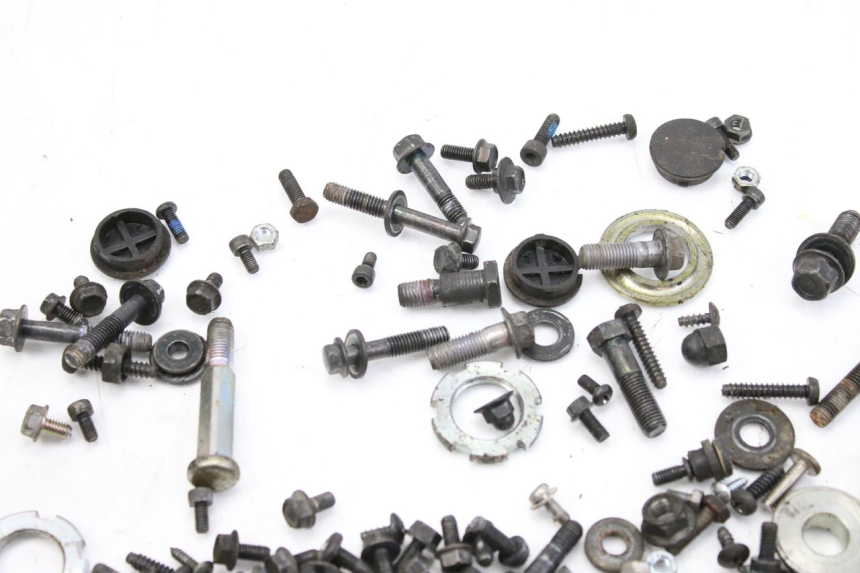 photo de SAC VISSERIE VIS YAMAHA BW'S BWS 125 (2010 - 2013) - Zoom état d’usage