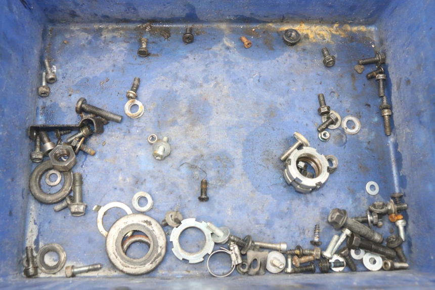 photo de SAC VISSERIE VIS YAMAHA BW'S EASY 50 (2013 - 2016) - Zoom état d’usage