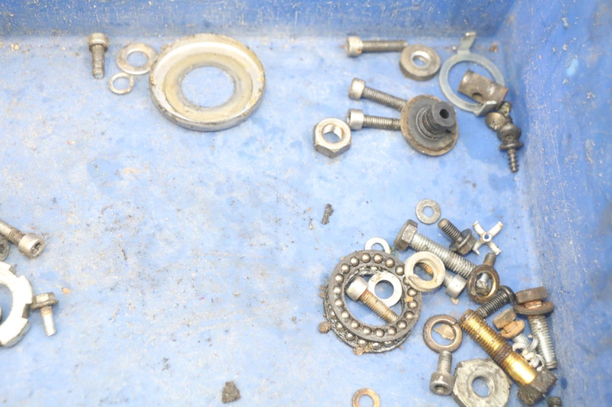 photo de SAC VISSERIE VIS YAMAHA BW'S EASY 50 (2013 - 2016) - Autre angle de vue