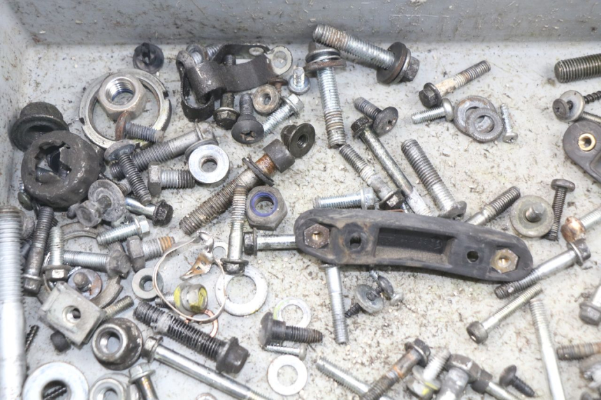 photo de SAC VISSERIE VIS PIAGGIO CARNABY 125 (2007 - 2011) - Autre angle de vue