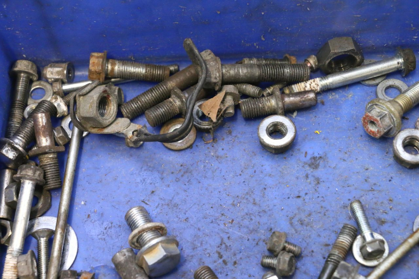 photo de SAC VISSERIE VIS HONDA CB TWO FIFTY 250 (1991 - 2002) - Détail de la pièce