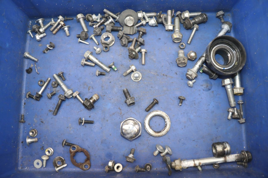 photo de SAC VISSERIE VIS HONDA CBF 125 (2009 - 2015) - Vue principale