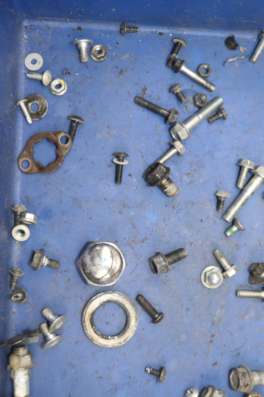 photo de SAC VISSERIE VIS HONDA CBF 125 (2009 - 2015) - Autre angle de vue