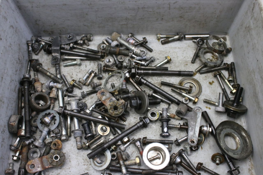 photo de SAC VISSERIE VIS HONDA CBF 500 (2004 - 2007) - Détail de la pièce