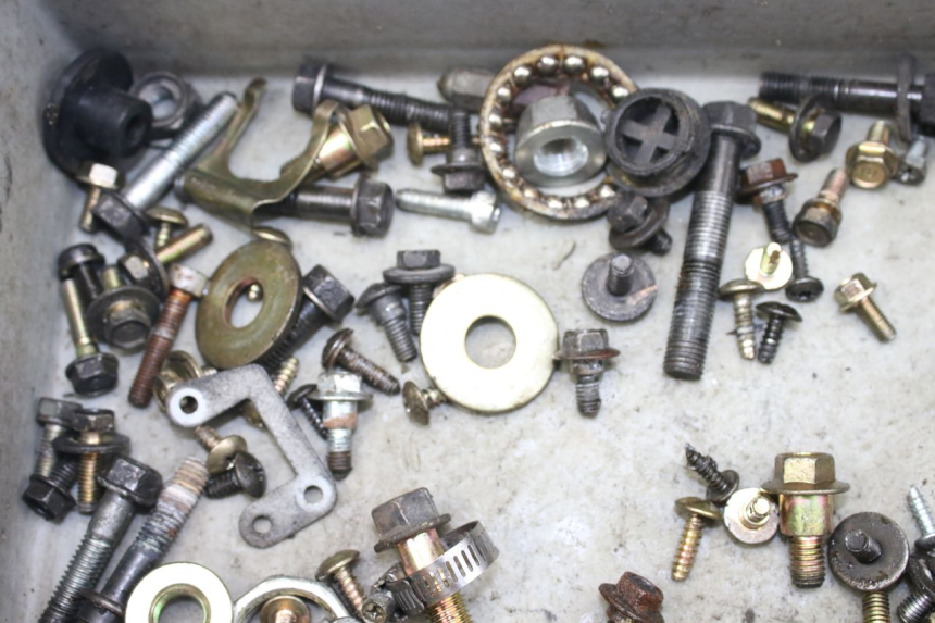 photo de SAC VISSERIE VIS SYM CITYCOM CITY COM 125 (2009 - 2014) - Gros plan technique