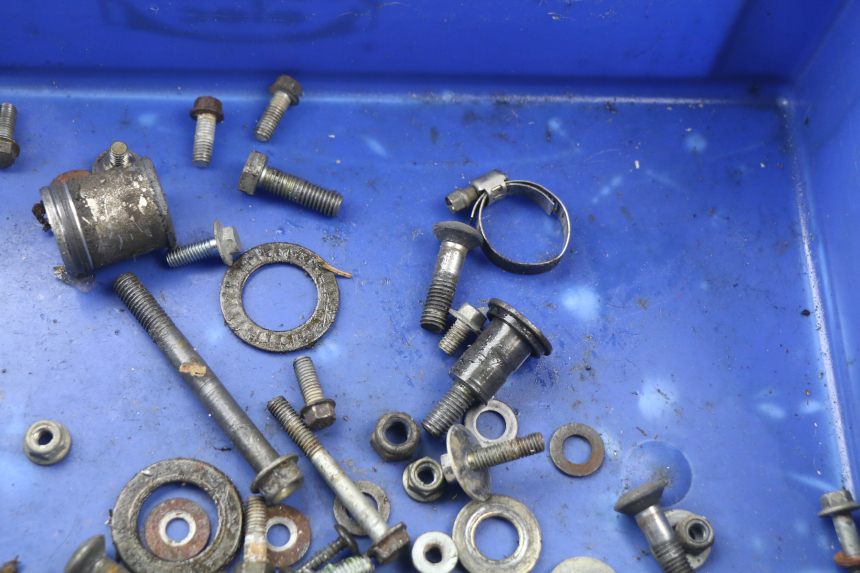 photo de SAC VISSERIE VIS HONDA CR 125 (2000 - 2001) - Gros plan technique