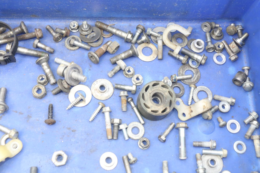 photo de SAC VISSERIE VIS HONDA CRF 250 (2010 - 2013) - Autre angle de vue