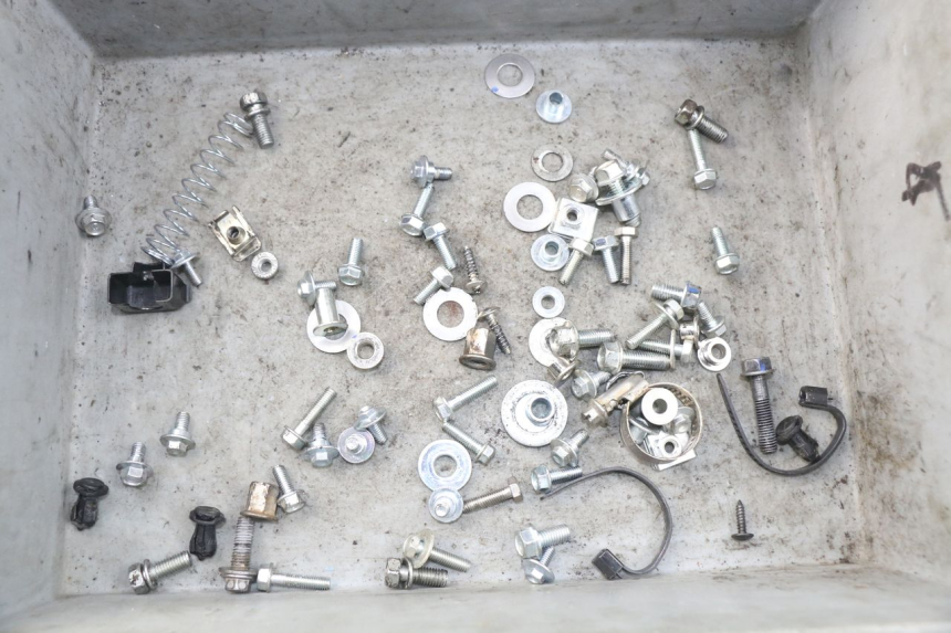 photo de SAC VISSERIE VIS HONDA CRF-F CRF F 110 (2019 - 2022) - Vue principale