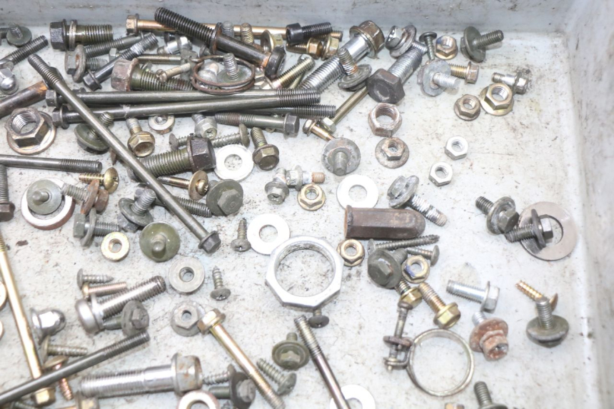 photo de Sachet de visserie vis KYMCO DINK STREET ABS 125 (2011 - 2018) - Zoom état d’usage