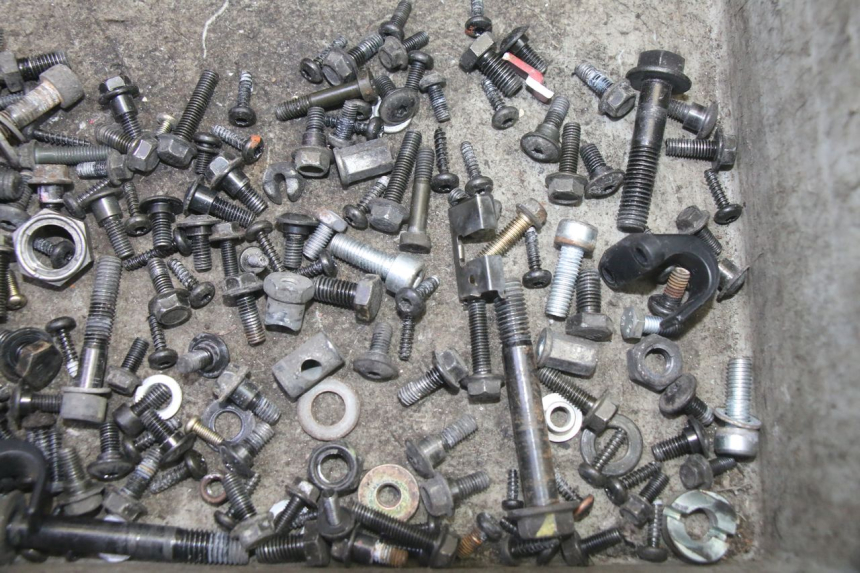 photo de SAC VISSERIE VIS PEUGEOT DJANGO 4T 50 (2014 - 2019) - Zoom état d’usage