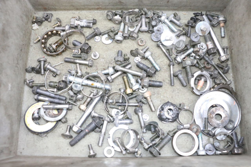 photo de SAC VISSERIE VIS SUZUKI DL V STROM 1000 (2002 - 2007) - Vue principale