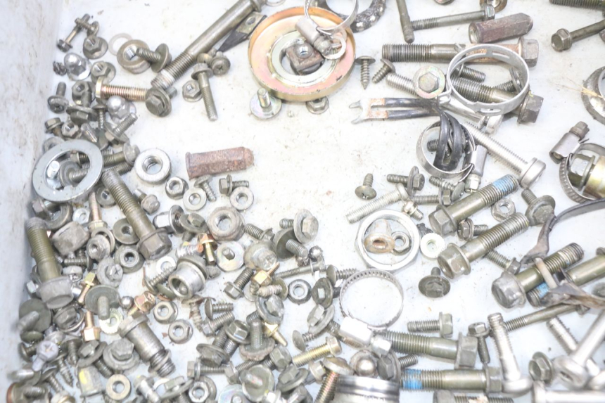 photo de SAC VISSERIE VIS KYMCO DOWNTOWN ABS 125 (2015 - 2017) - Détail de la pièce