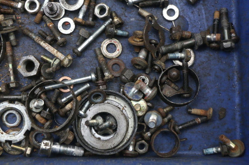 photo de SAC VISSERIE VIS YAMAHA DTLC 125 (1982 - 1987) - Gros plan technique