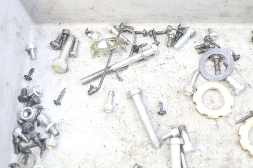 photo de SAC VISSERIE VIS PEUGEOT E-VIVACITY 1 (2012 - 2018) - Autre angle de vue