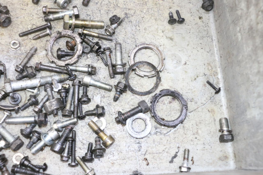 photo de SAC VISSERIE VIS PEUGEOT ELYSTAR 50 (2002 - 2014) - Autre angle de vue