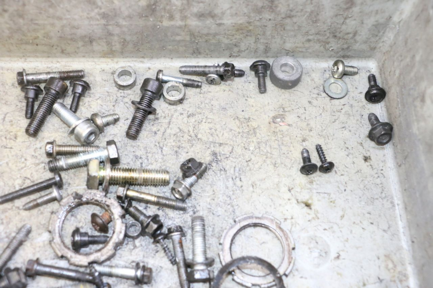 photo de SAC VISSERIE VIS PEUGEOT ELYSTAR 50 (2002 - 2014) - Gros plan technique