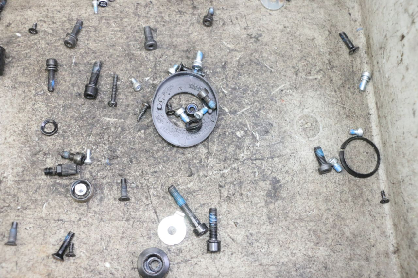 photo de SAC VISSERIE VIS SEGWAY NINEBOT F40E 1 - Détail de la pièce