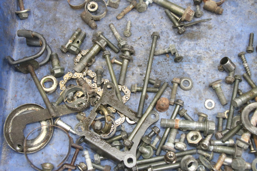 photo de SAC VISSERIE VIS TNT MOTOR FASTINO 4T 50 (2013 - 2019) - Zoom état d’usage