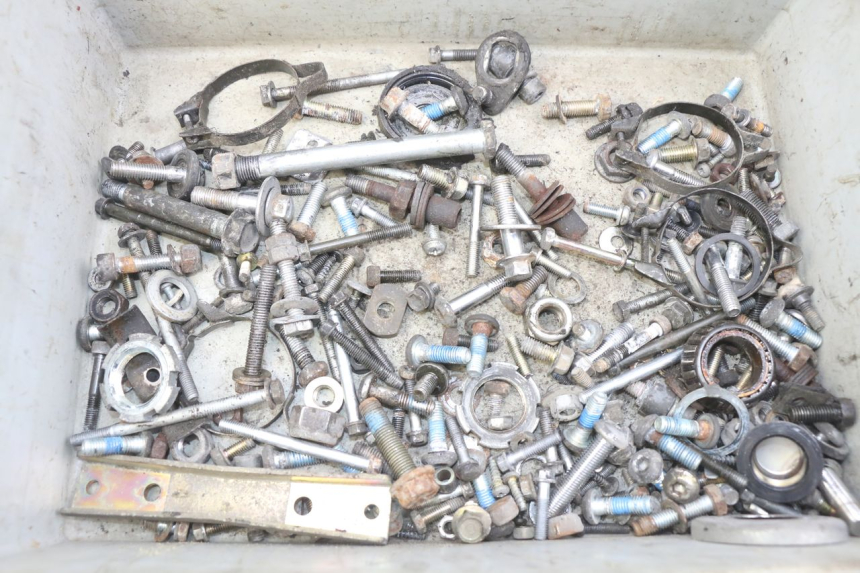 photo de SAC VISSERIE VIS YAMAHA FJ 3CX 1200 (1986 - 1996) - Détail de la pièce